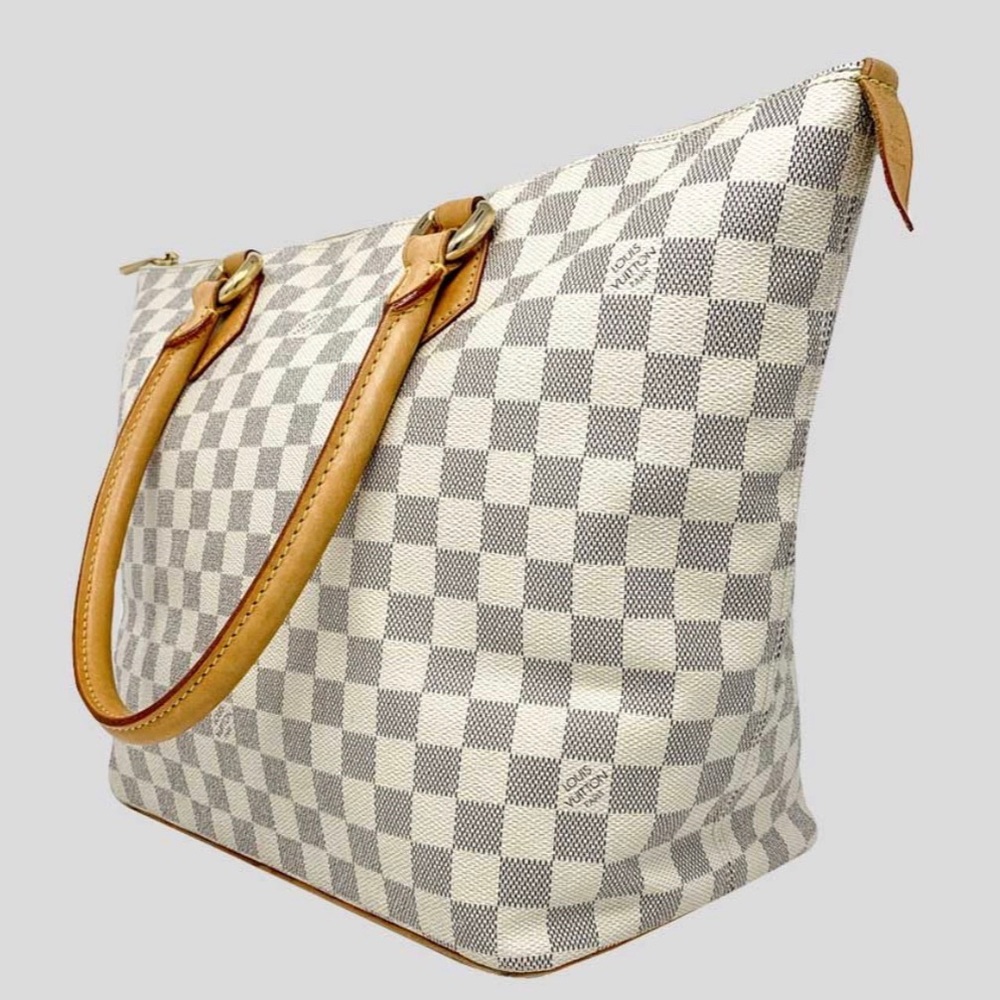 SOLD Louis Vuitton Saleya MM